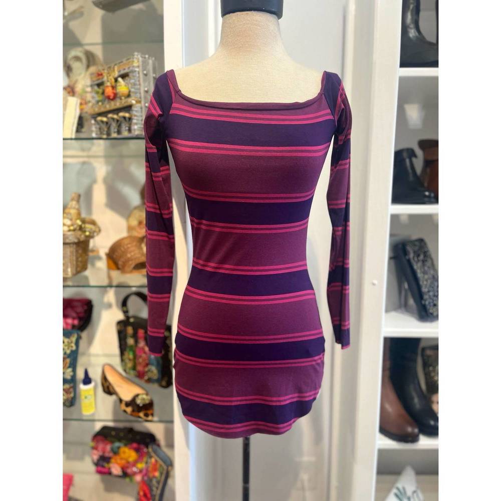 NEW BUTTER BY NADIA alex wide neck in plum